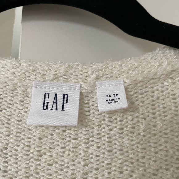 Gap Sweater - Picture 3 of 4